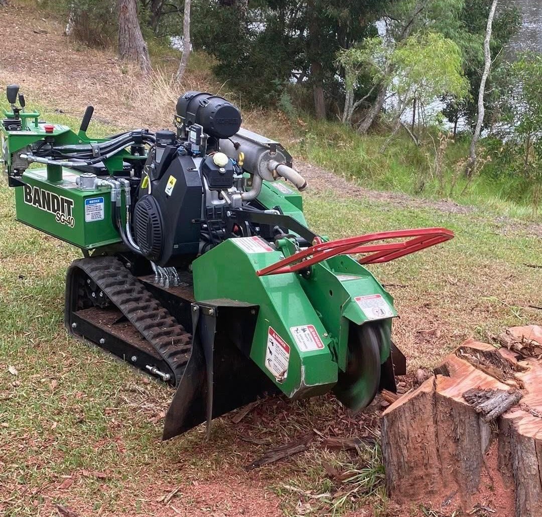 Bandit SG-40 compact stump grinder for tight access work